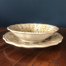 Load image into Gallery viewer, Yellow Moresco Maiolica Dining Set Two Plates