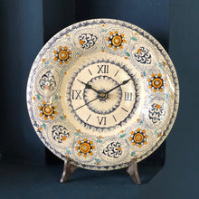 Carica l'immagine nel visualizzatore di Gallery, Round Wall Clock 'Little Palms'