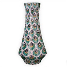 Carica l'immagine nel visualizzatore di Gallery, Flower vase footed cone 'Green Peacock Feathers'