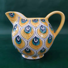 Carica l'immagine nel visualizzatore di Gallery, Wine Carafe 'Yellow Peacock Feathers'