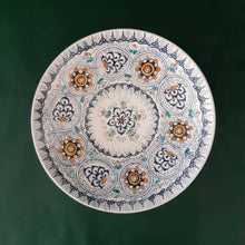 Carica l'immagine nel visualizzatore di Gallery, Decorative Wall Plate 'Little Palms' Large