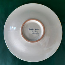 Carica l'immagine nel visualizzatore di Gallery, Wall Plate 'Yellow Peacock Feather' Large