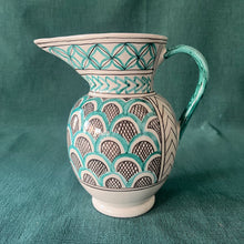Carica l'immagine nel visualizzatore di Gallery, Maiolica Beak Carafe Cantico Lunette
