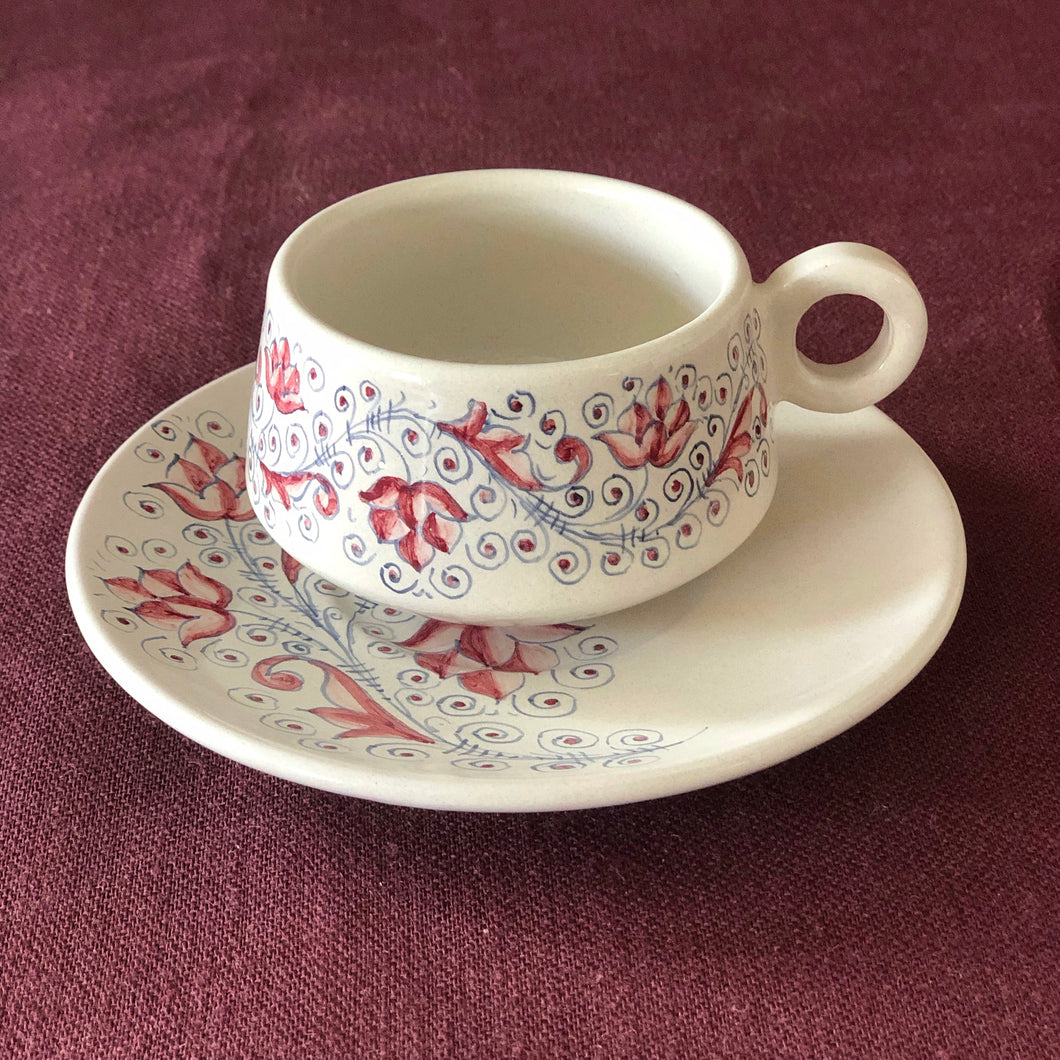 Maiolica Tea Cup with Saucer Umbrian Rose