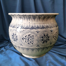 Load image into Gallery viewer, Flower Pot &#39;Little Palms&#39; Blue - Medium
